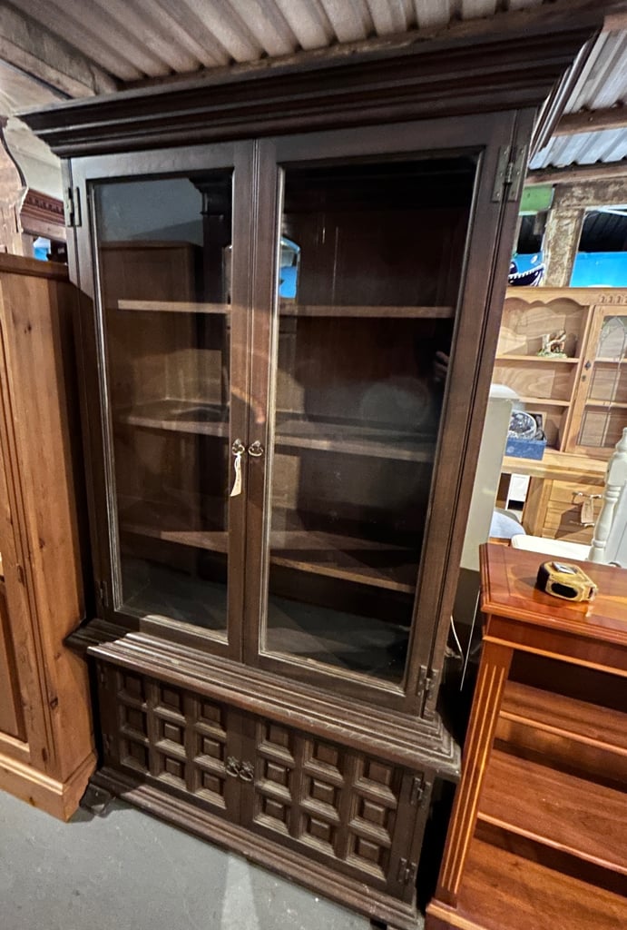 image for Display cabinet