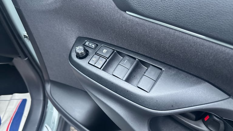 2024 Toyota Yaris Cross 1.5 Hybrid 130 Premiere Edition 5dr CVT Hybrid Estate Estate Hybrid Autom...