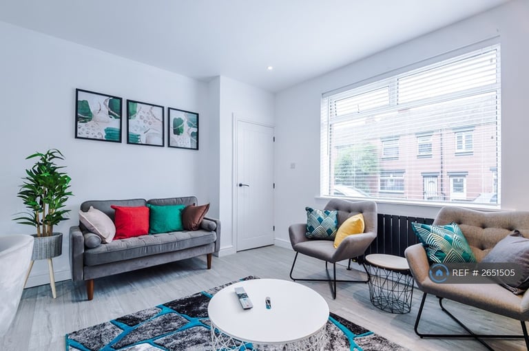 image for 3 bedroom house in Copperfield Drive, Leeds, LS9 (3 bed) (#2651505)
