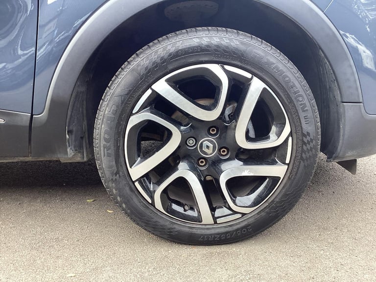  Renault Captur Dynamique Nav TCe 90 Petrol Manual