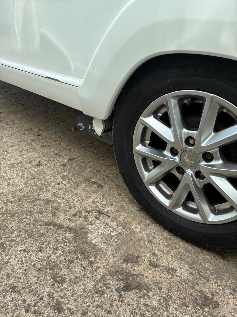 2018 Swift Challenger 590