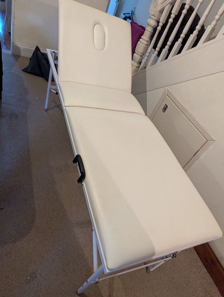 Portable Massage / Physio Table 
