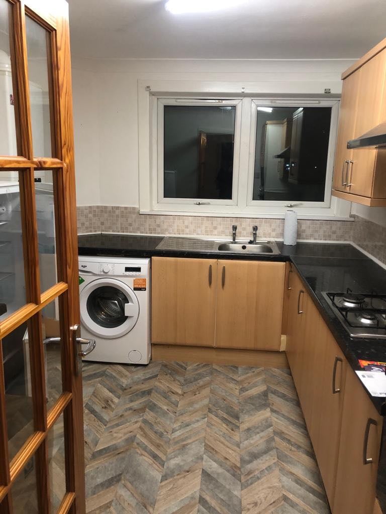 Two bedroom Flat to rent - Broxburn