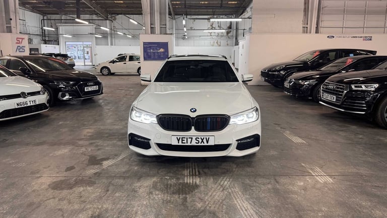 2017 BMW 5 Series 520d M Sport 5dr Auto ESTATE DIESEL Automatic