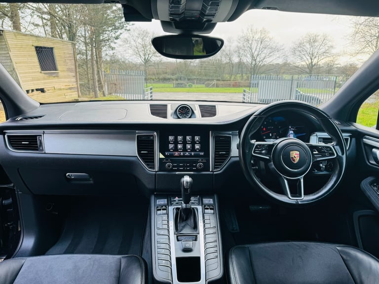 PORSCHE MACAN 2016 66 PLATE 3.0 GTS SPORT CHRONO PACKAGE IMMACULATE CONDITION