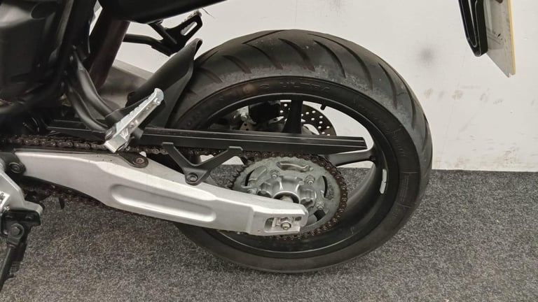 YAMAHA MT-03 ** MOT SEPTEMBER 2026 - HAND GUARDS - STANDARD SPEC ** 