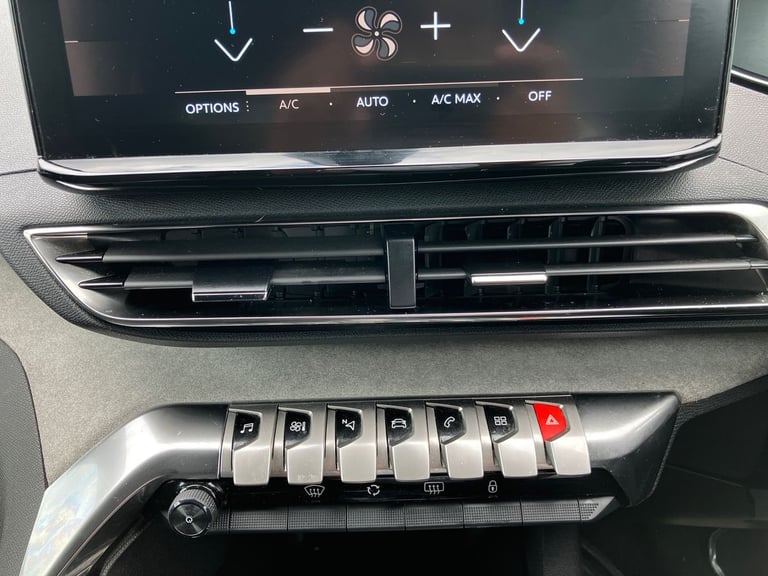 2023 Peugeot 3008 1.2 PureTech GT 5dr EAT8 HATCHBACK PETROL Automatic