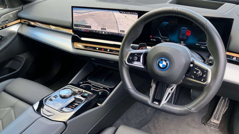 2025 BMW i5 250kW eDrive40 M Sport 84kWh 5dr Auto Estate Electric Automatic