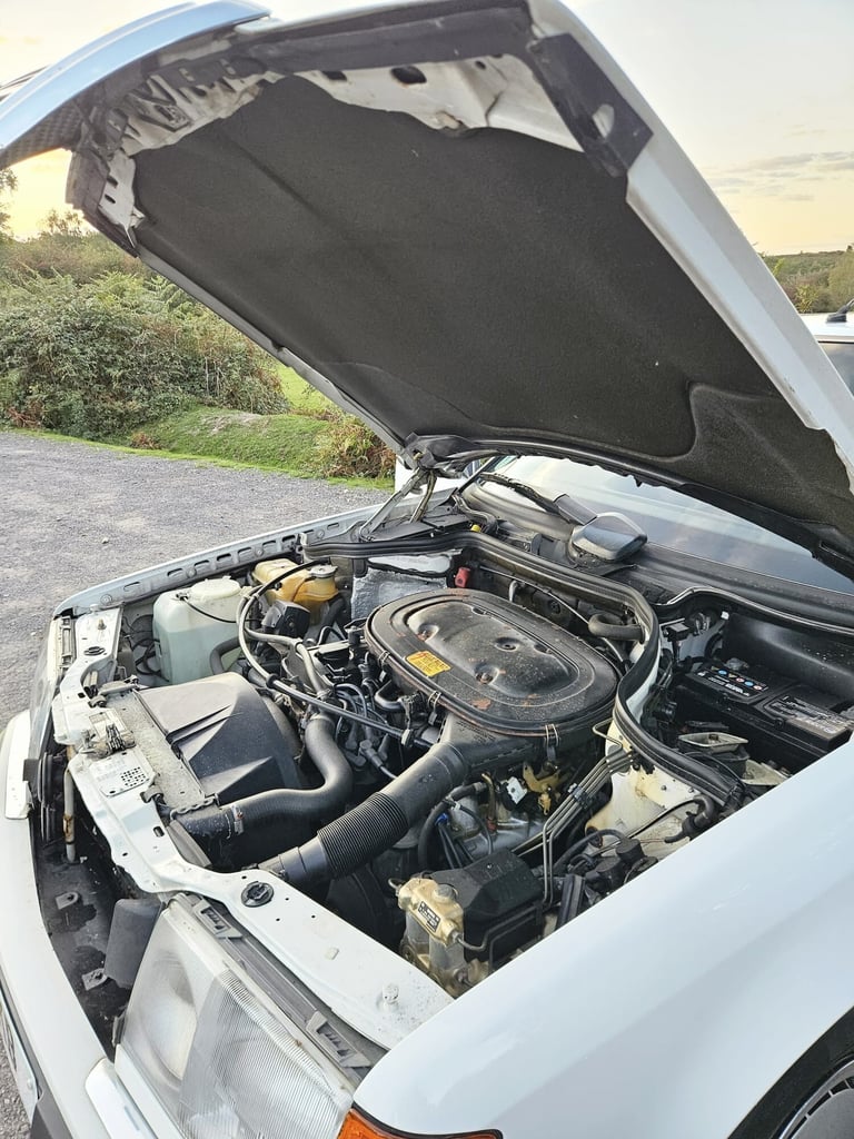 1992 Mercedes-Benz 200E