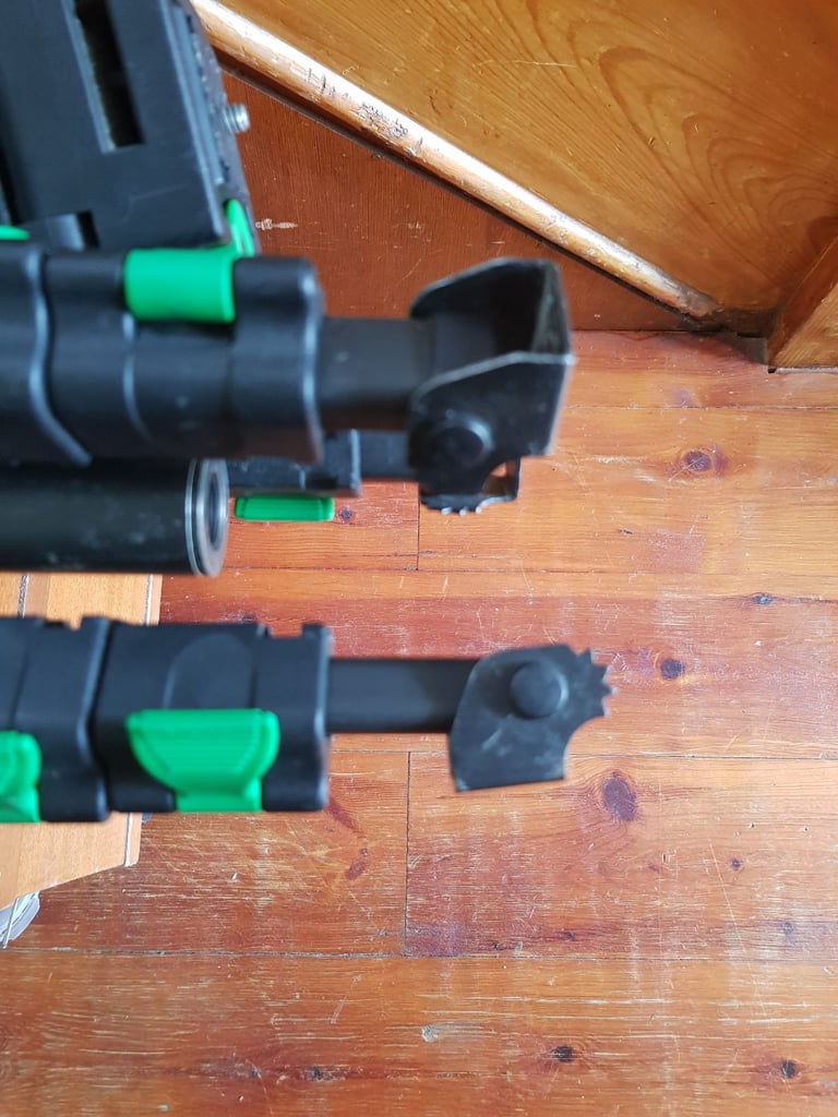 Cullman 2904 Aluminum Camera / Video tripod stand - double mounts - up to 200cm