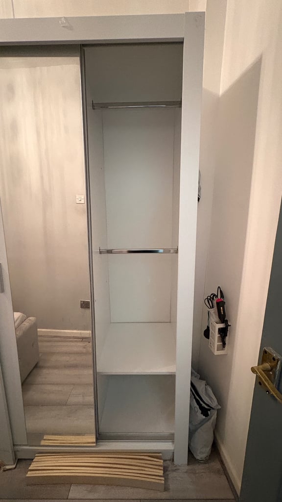 sliding mirror wardrobe 