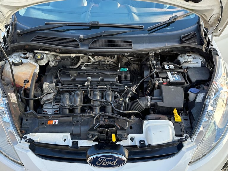 2012 Ford Fiesta 1.4 Zetec 3dr HATCHBACK Petrol Manual
