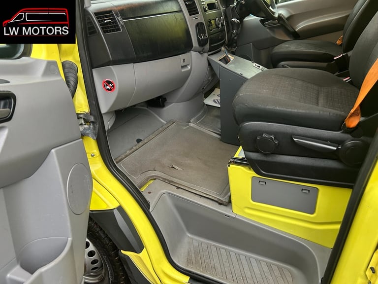 MERCEDES BENZ SPRINTER 519 CDI DIRECT EX AMBULANCE SERIVICS 2017 17 REG EURO 6