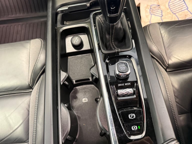 2019 Volvo V60 2.0 D3 R-Design Euro 6 (s/s) 5dr ESTATE Diesel Manual