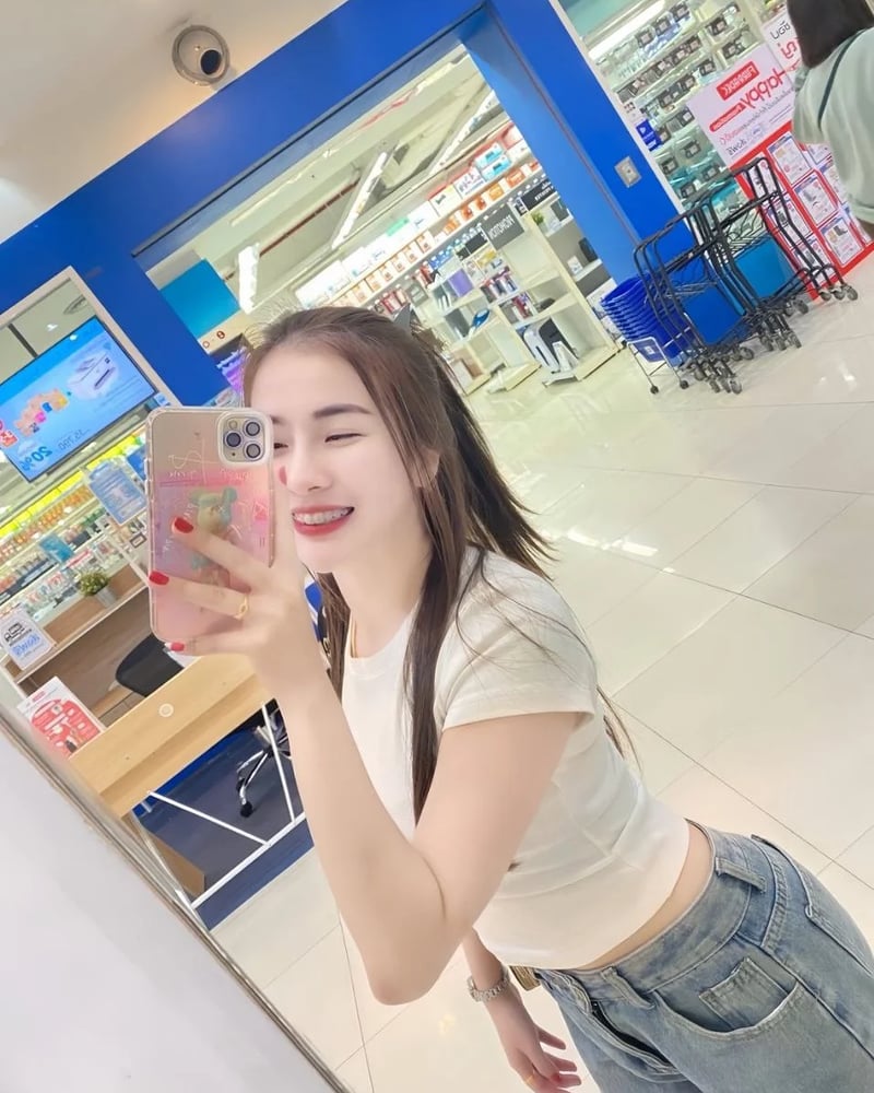 ภาพโปรไฟล์ของ โฟว์ - รูปที่ 5