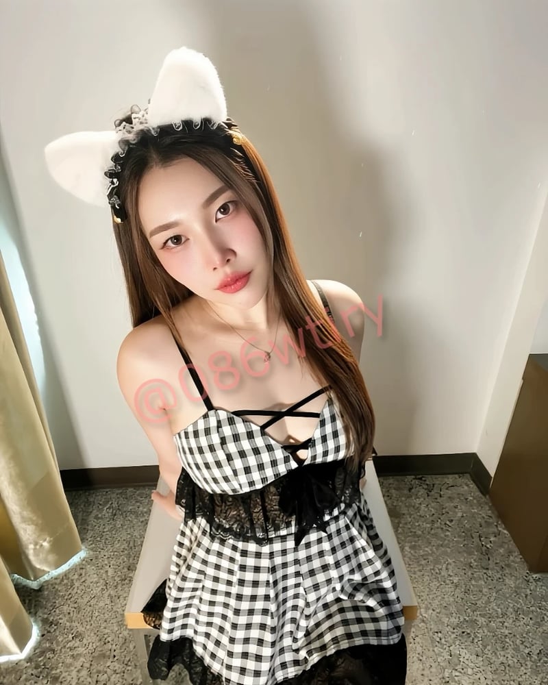 ภาพโปรไฟล์ของ  วิเวียน - รูปที่ 2