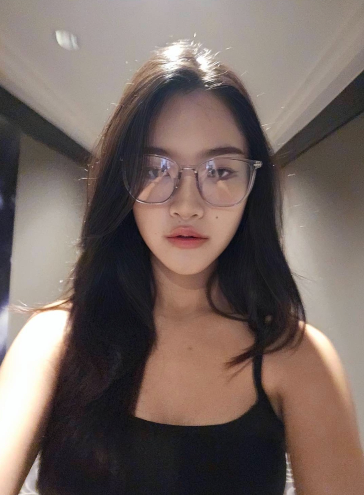 ภาพโปรไฟล์ของ มู่หลาน ลูกครึ่งไทน-จีน - รูปที่ 2