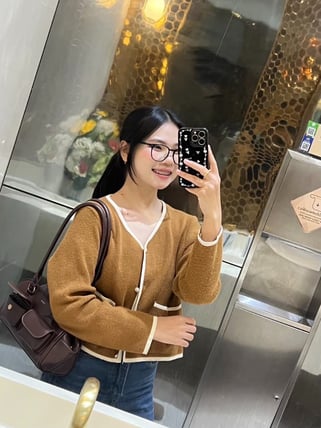 โบว์ - sideline รับงาน 📌ตากสิน