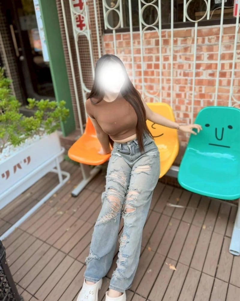 ภาพโปรไฟล์ของ แคลร์ - รูปที่ 2