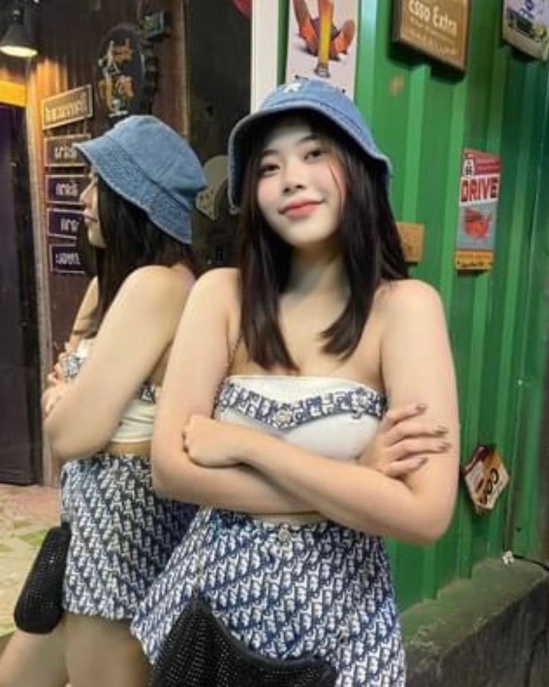 ภาพโปรไฟล์ของ Jennie - รูปที่ 4