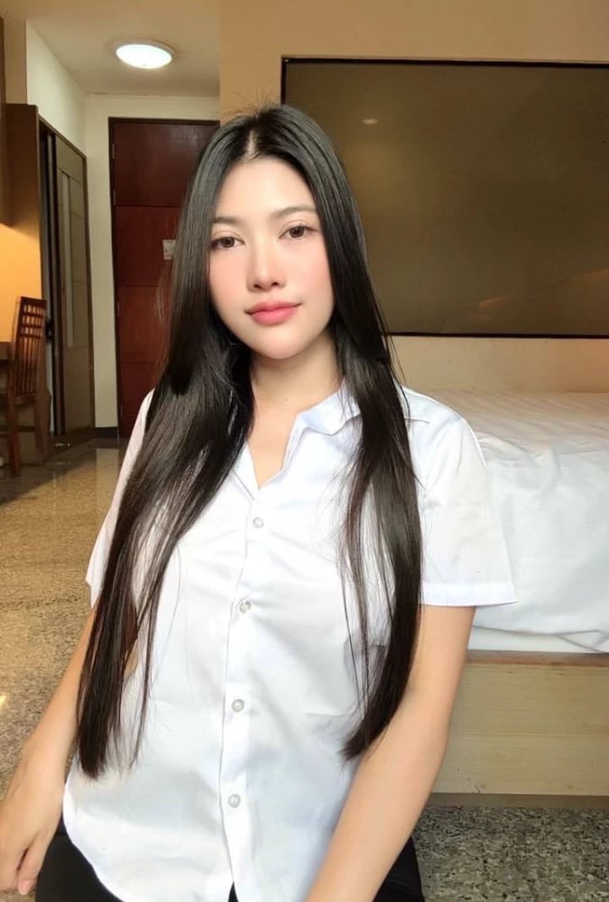 ภาพโปรไฟล์ของ ชาลอต - รูปที่ 3