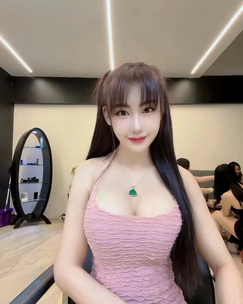 ภาพโปรไฟล์ของ เฟยเฟย - รูปที่ 2