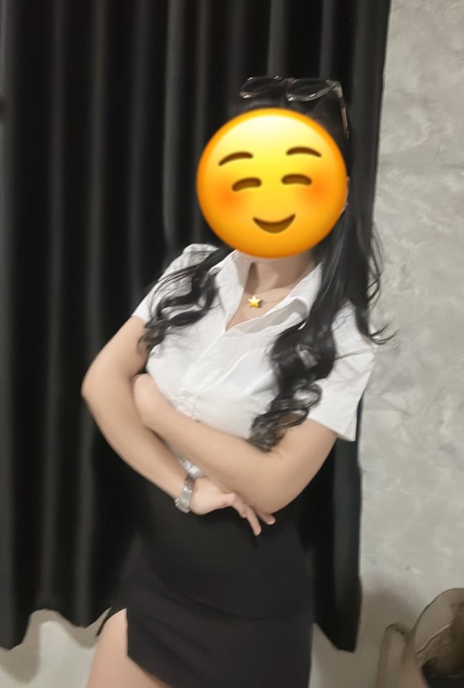 ภาพโปรไฟล์ของ ชื่อพลอย - รูปที่ 2