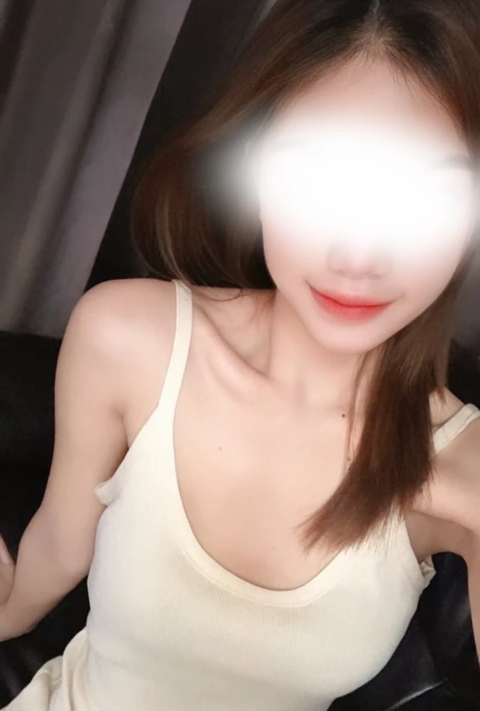 ภาพโปรไฟล์ของ Namfah น้ำฟ้า - รูปที่ 3