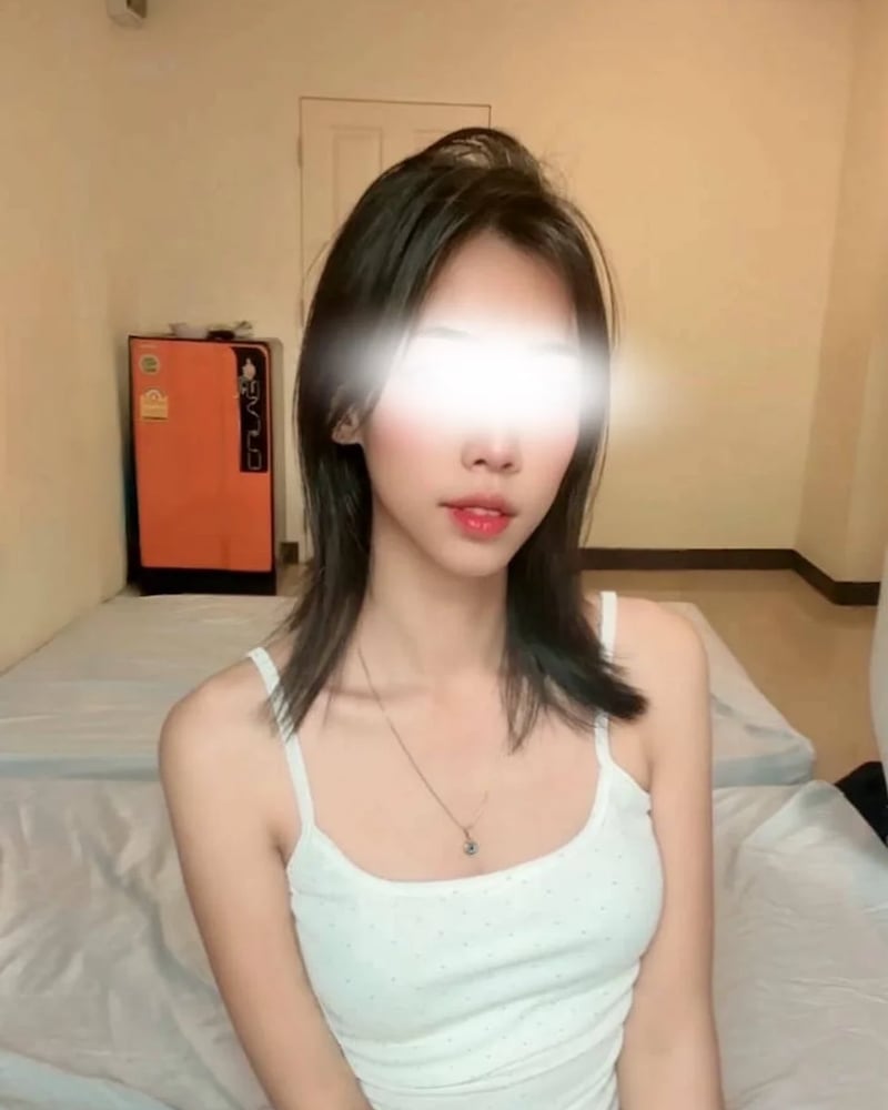 ภาพโปรไฟล์ของ Ploysai พลอยใส - รูปที่ 2