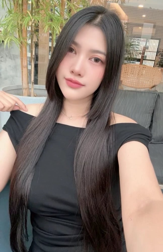 ภาพโปรไฟล์ของ ชาลอต - รูปที่ 2