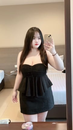 โมจิ - sideline รับงาน รัชดา 17