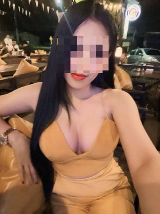 น้องแนน EL - sideline รับงาน ศรีราชา