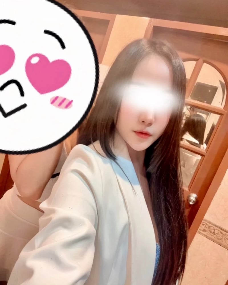 ภาพโปรไฟล์ของ June จูน - รูปที่ 3