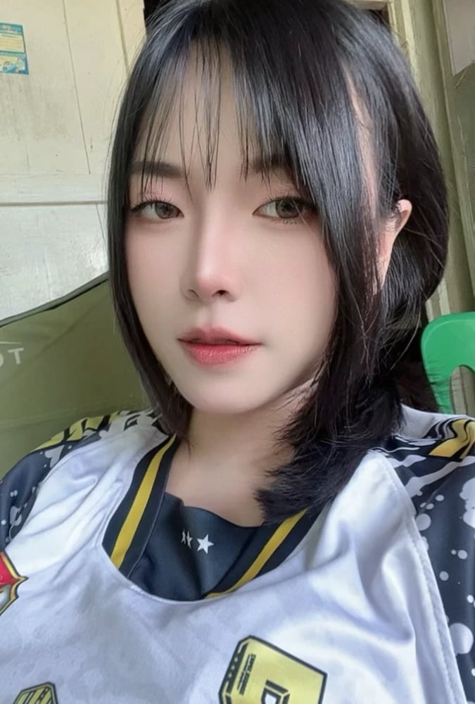 ภาพโปรไฟล์ของ ดีน่า - รูปที่ 2