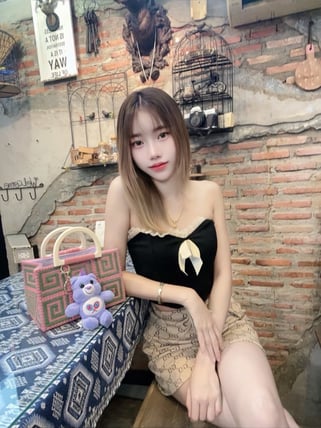 มีน - sideline รับงาน ตากสิน