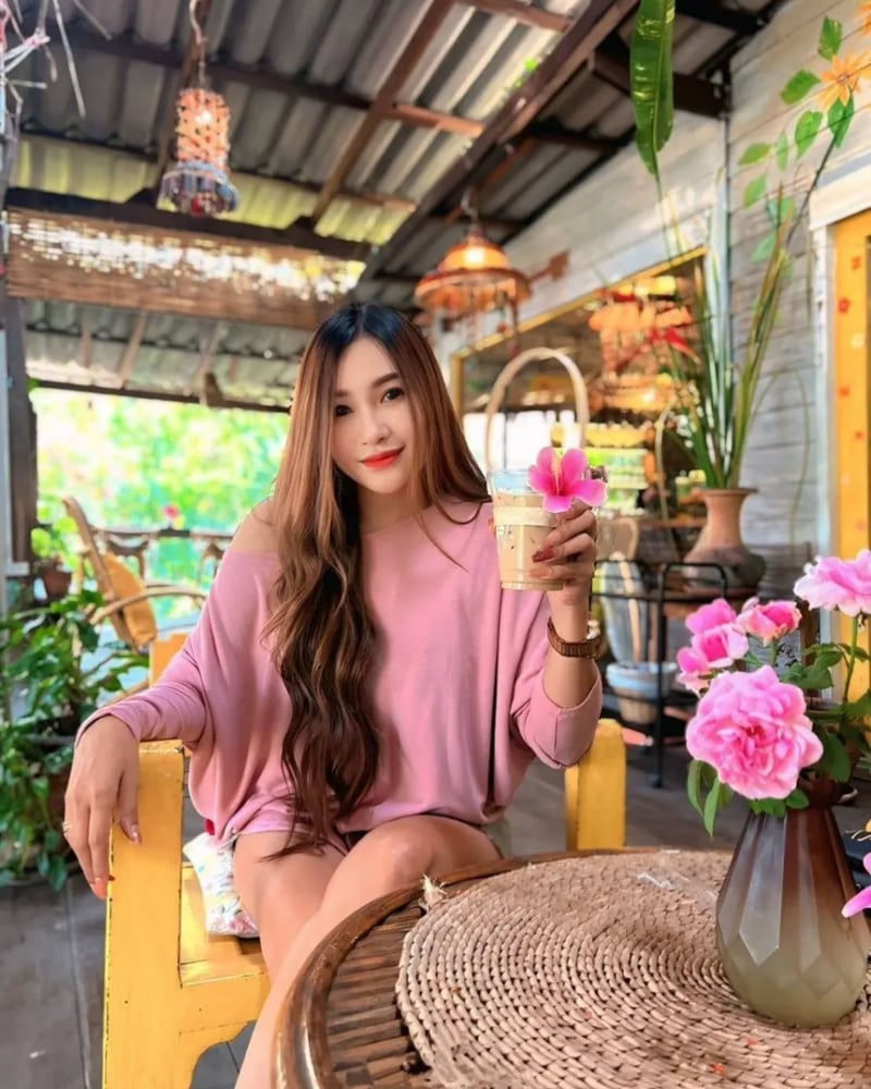 ภาพโปรไฟล์ของ จ๊ะจ๋า Jaja - รูปที่ 4