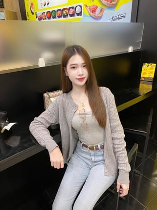 มะนาว - sideline รับงาน รัชดา17