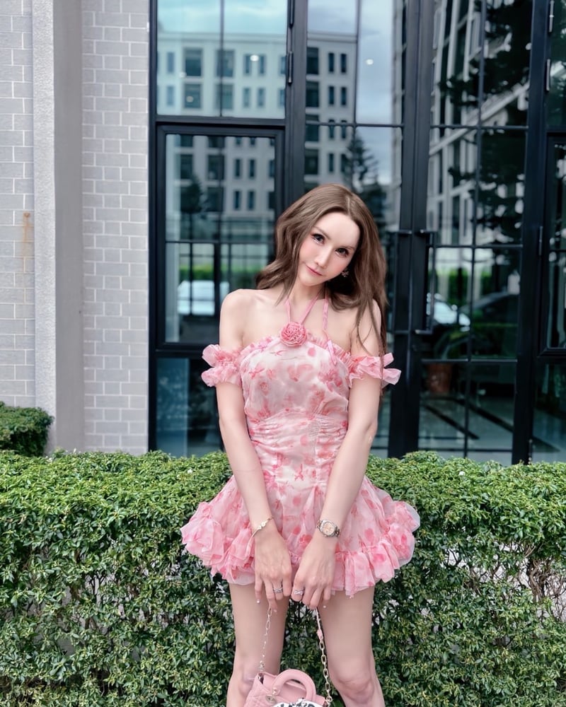 ภาพโปรไฟล์ของ เพ่ยเพ่ย - รูปที่ 2