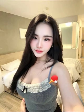 เบลล่า - sideline รับงาน ตากสิน