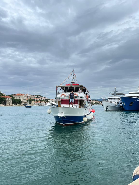 Full Day Dubrovnik Elaphite Islands Tour with Lunch