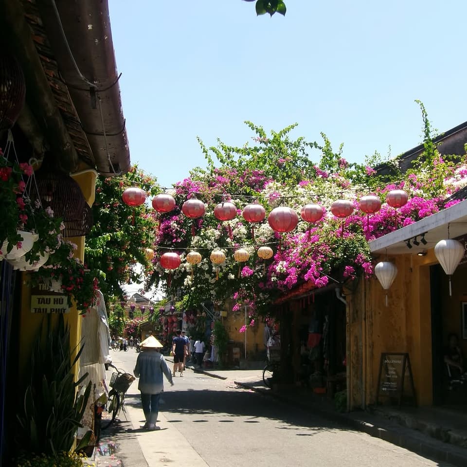 Backpacker’s Guide to Vietnam: Top Cities and Experiences