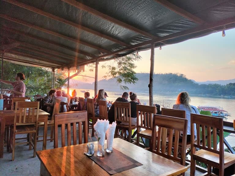 Tamarind Tree Restaurant Mekong
