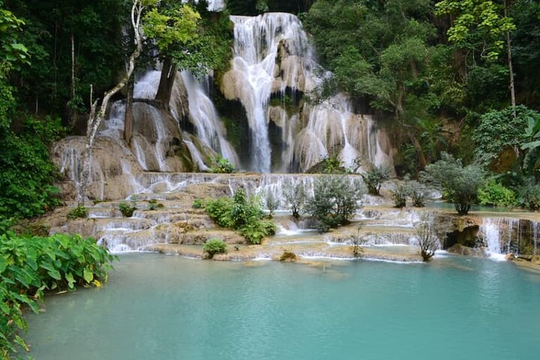 Luang Prabang Private Car Charter: Kuang Si Waterfall (5h)