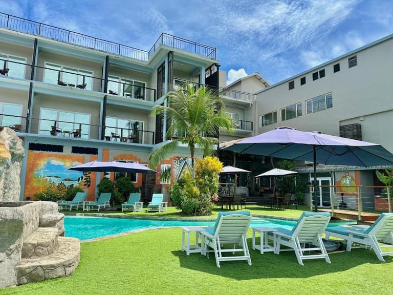 Palau Central Hotel