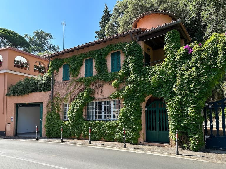 Sueño de la playa Paraggi por At Home