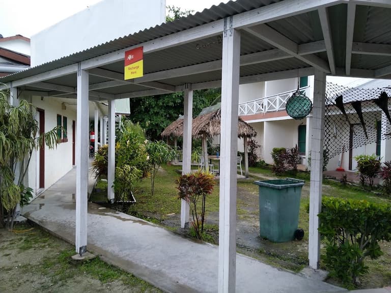 Marys Motel - Google Maps