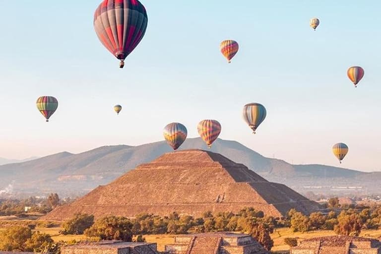 🎈 Hot Air Balloon Flights Over Teotihuacán