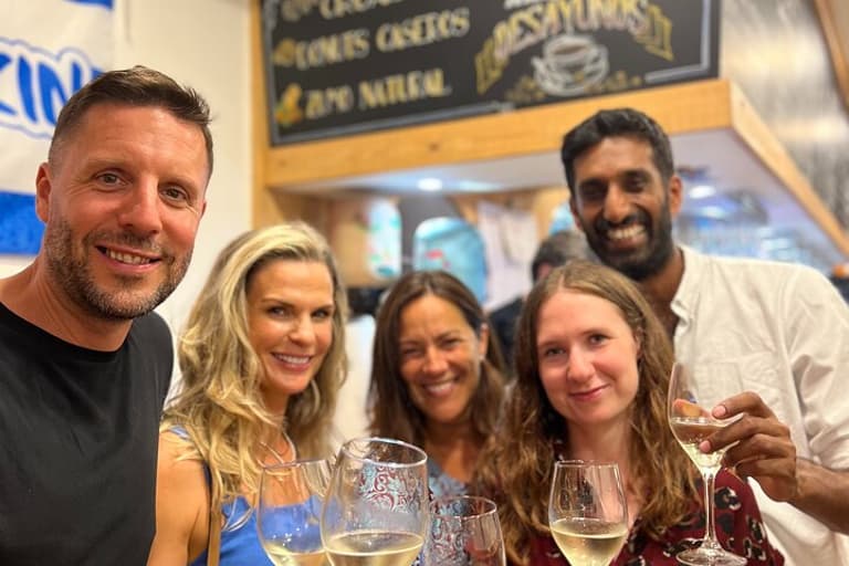 Entdecke die Geschichte von San Sebastián & koste seine Aromen zum Mittagessen