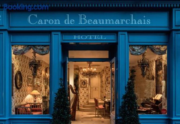 🌸 Boutique & Charming: Hotel Caron de Beaumarchais