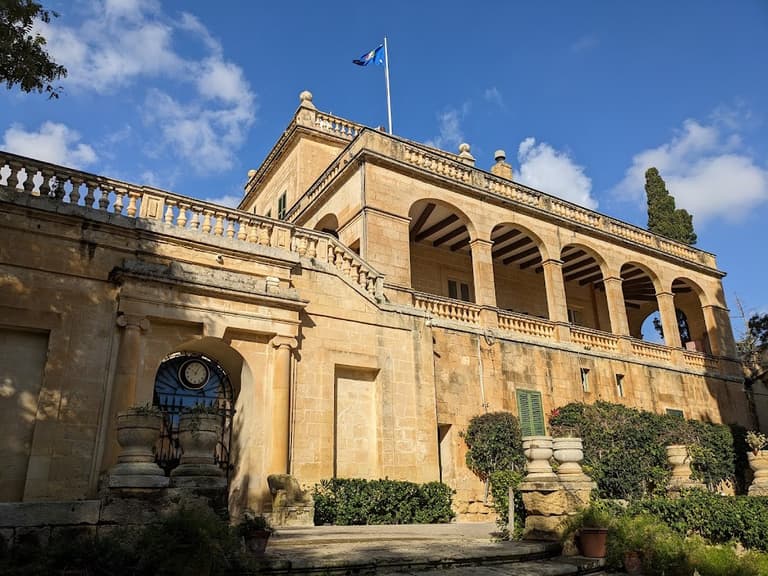 Il-Ġnien ta' Sant Anton